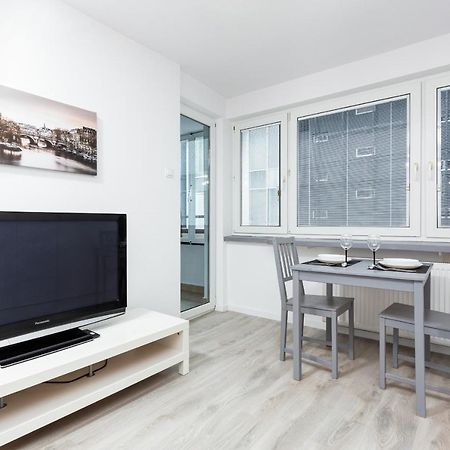 Studio City Center Zlota Street By Renters Βαρσοβία Εξωτερικό φωτογραφία