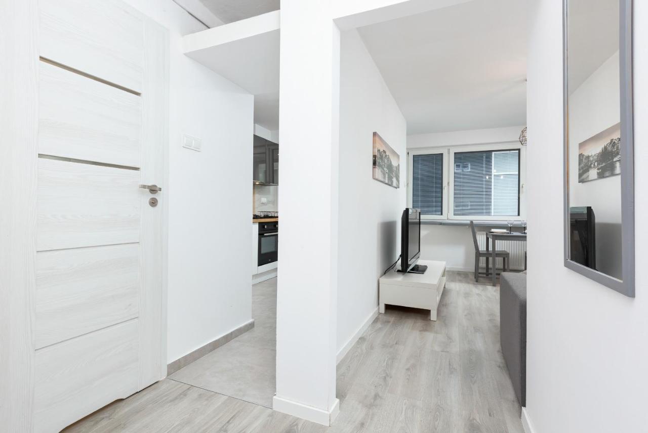 Studio City Center Zlota Street By Renters Βαρσοβία Εξωτερικό φωτογραφία